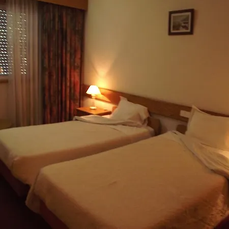 Hotel Estalagem Cruz Da Mata 2*