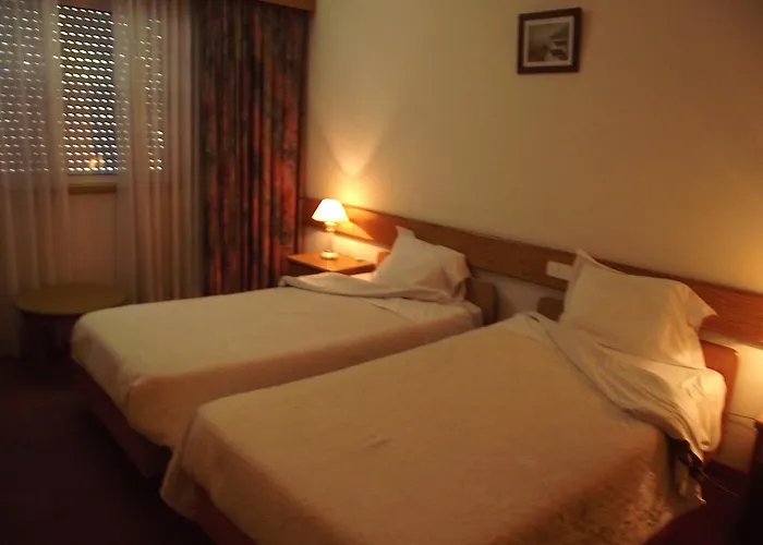 Hotel Estalagem Cruz Da Mata 2*